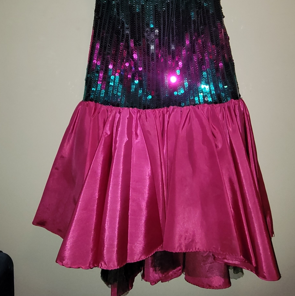 💕 Vintage Sequin Dress - Free Matching Purse and Earrings 💕 - Picture 4 of 12